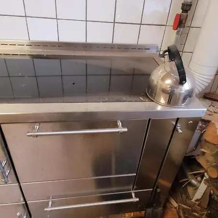 Apartment With 2 Rooms, Kitchen, Dining And Garden