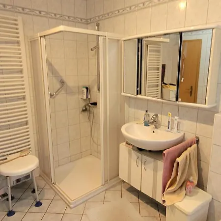 With 2 Rooms, Kitchen, Dining And Garden Schnaittach