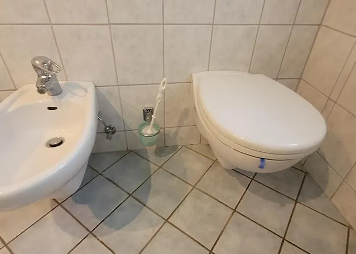 With 2 Rooms, Kitchen, Dining And Garden Appartement Schnaittach
